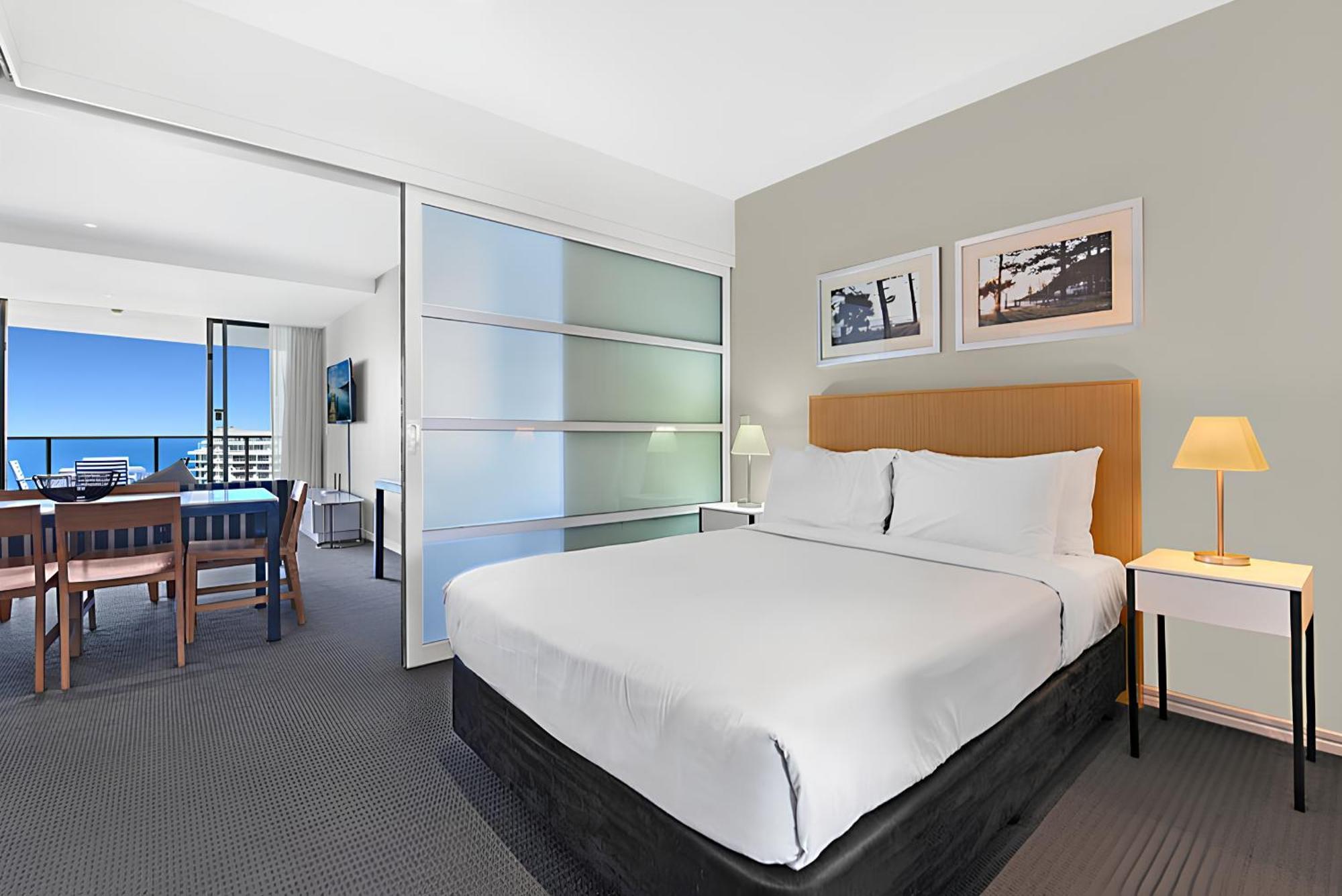 Number 1 H Residences - Wifi, Parking & More By Gold Coast Holidays Exterior foto